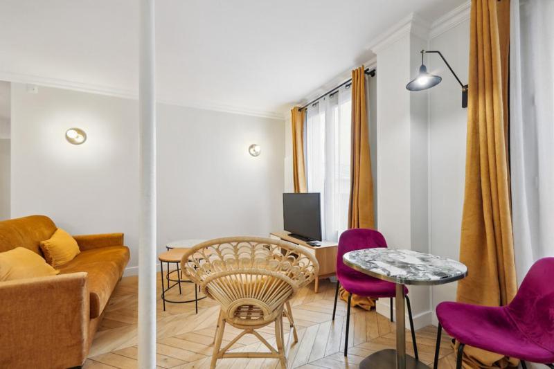 Bluestay 114 : Superbe A Bastille Appartement Parijs
